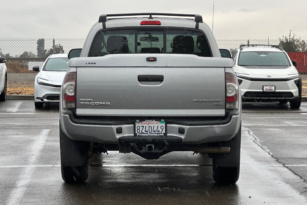 Used 2014 Toyota Tacoma PreRunner w/ TRD Sport Package RWD image 6