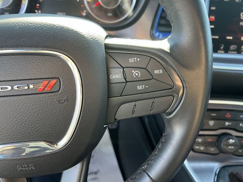Used 2015 Dodge Challenger R/T Scat Pack RWD image 20