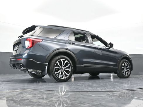 Used 2022 Ford Explorer ST-Line w/ Class IV Trailer Tow Package image 69