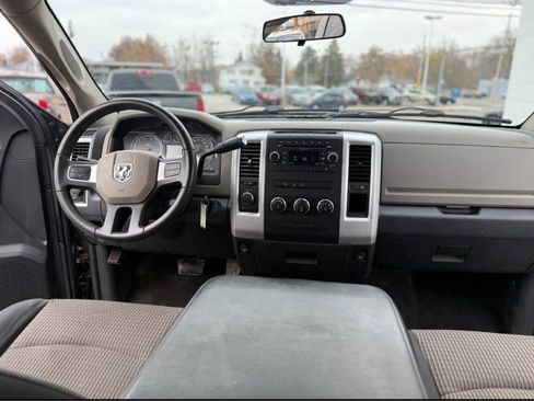 Used 2011 RAM 1500 Classic SLT w/ Remote Start & Security Group image 9