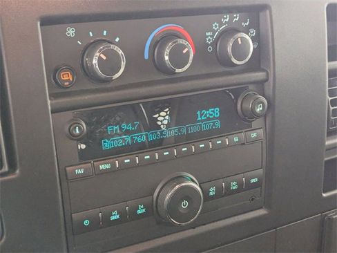 Used 2024 GMC Savana 2500 w/ Driver Convenience Package image 19