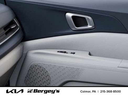 New 2026 Kia Carnival EX FWD image 28