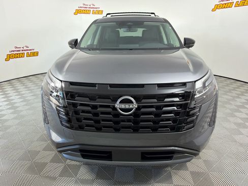 New 2026 Nissan Pathfinder SL w/ SL Premium Package FWD image 9