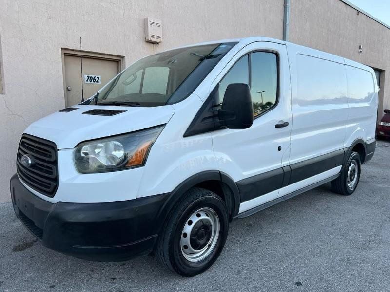 Used 2016 Ford Transit 150 130 Low Roof RWD image 3