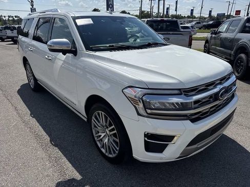 Certified 2022 Ford Expedition Max Platinum RWD image 3