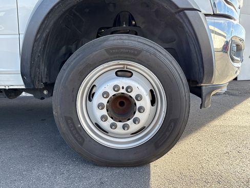 Used 2020 RAM 4500 Tradesman w/ Chrome Appearance Group image 43