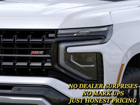 New 2026 Chevrolet Suburban Z71 w/ Comfort Package image 10