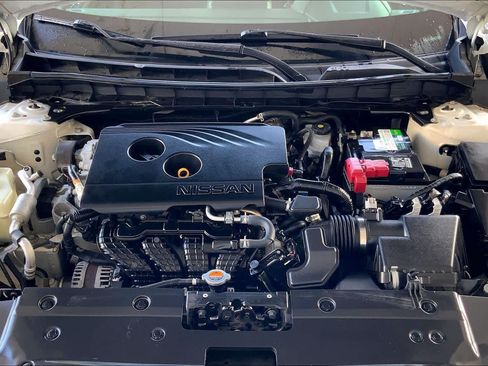Used 2019 Nissan Altima 2.5 S FWD image 30