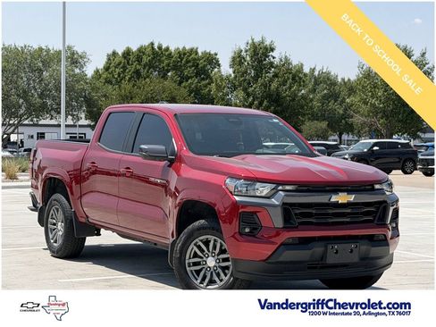 Used 2024 Chevrolet Colorado LT w/ LT Convenience Package II RWD image 2