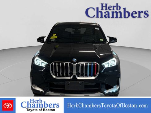Used 2023 BMW X1 xDrive28i w/ Convenience Package AWD/4WD image 2