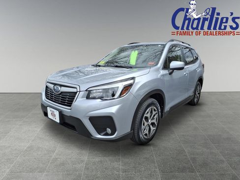 Certified 2021 Subaru Forester Premium AWD/4WD image 1