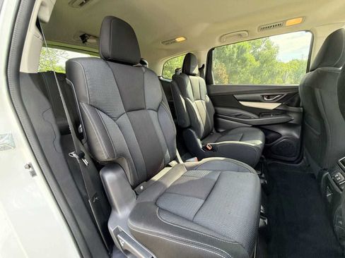 Used 2022 Subaru Ascent Premium w/ Convenience Package AWD/4WD image 17