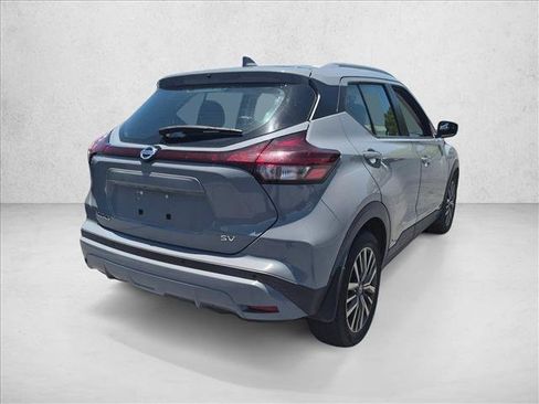Used 2021 Nissan Kicks SV FWD image 5