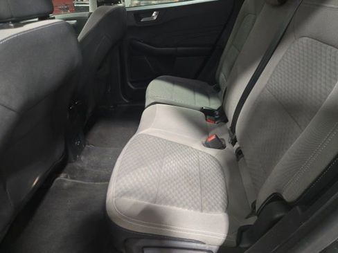 Used 2021 Ford Escape SE image 13