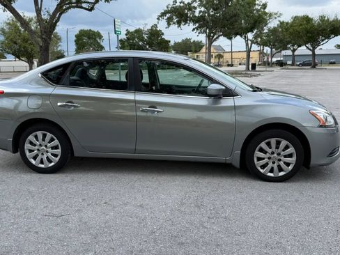 Used 2013 Nissan Sentra SV FWD image 5