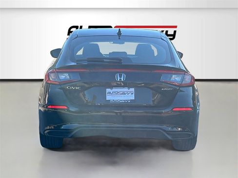 Used 2025 Honda Civic Sport image 6