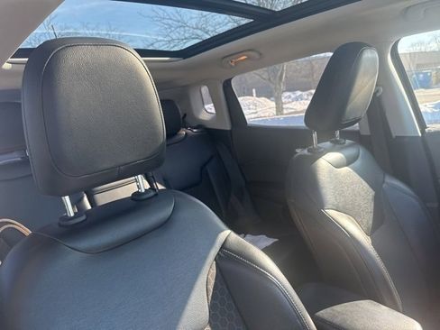 Used 2020 Jeep Compass Latitude image 15