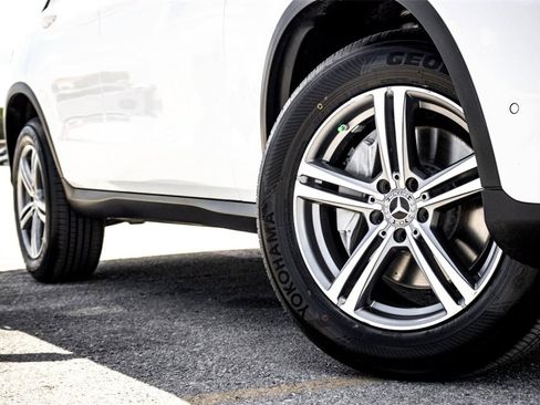 Used 2022 Mercedes-Benz GLC 300 GLC 300 image 2