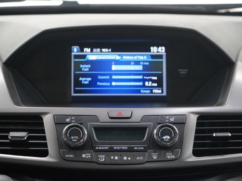 Used 2016 Honda Odyssey Touring image 16