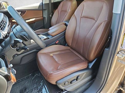 Used 2018 Audi Q7 3.0T Prestige AWD/4WD image 17