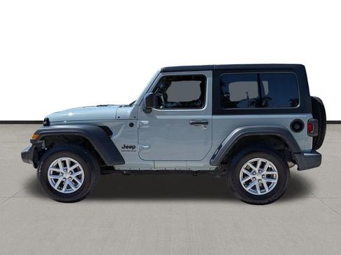 Used 2023 Jeep Wrangler Sport S image 8