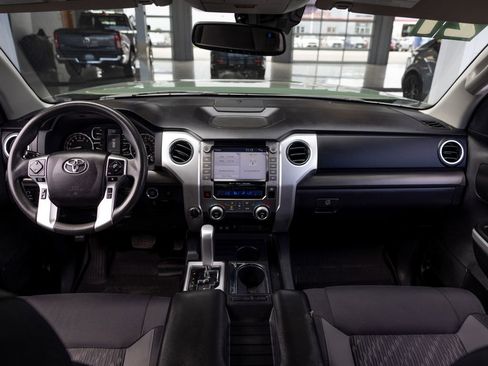 Used 2021 Toyota Tundra SR5 w/ TRD Off-Road Package AWD/4WD image 18