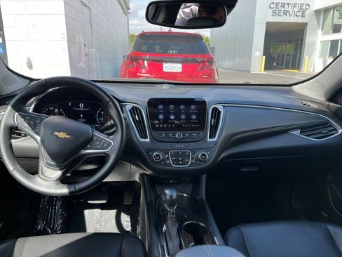 Used 2024 Chevrolet Malibu LT image 33