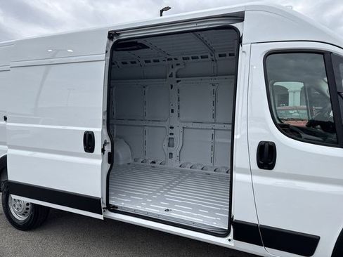 New 2026 RAM ProMaster 2500 w/ Safety Group FWD image 18