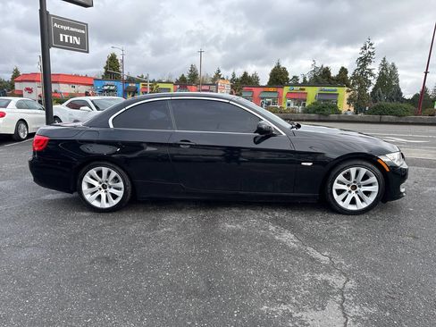 Used 2011 BMW 328i Convertible image 6