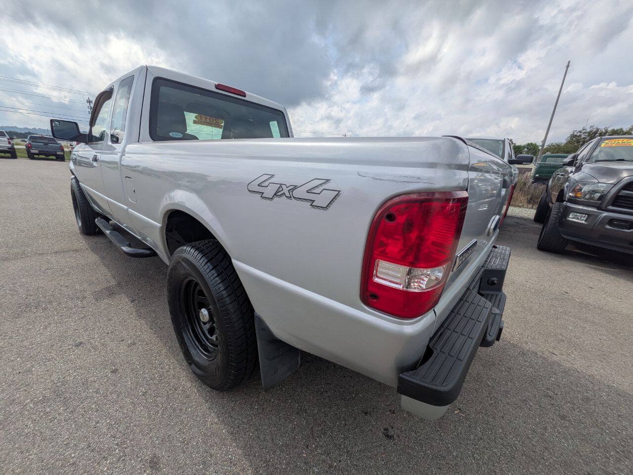Used 2011 Ford Ranger XLT AWD/4WD image 4