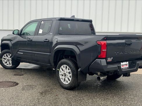 New 2025 Toyota Tacoma SR5 image 3
