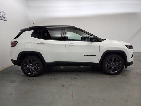 New 2026 Jeep Compass Limited AWD/4WD image 9