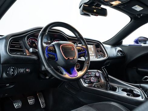 Used 2018 Dodge Challenger R/T Scat Pack image 19