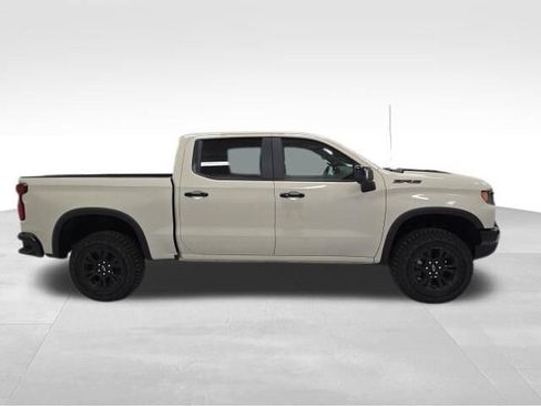 New 2026 Chevrolet Silverado 1500 ZR2 w/ Dark Appearance Package image 6