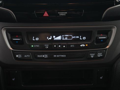 Used 2023 Honda Passport EX-L image 19
