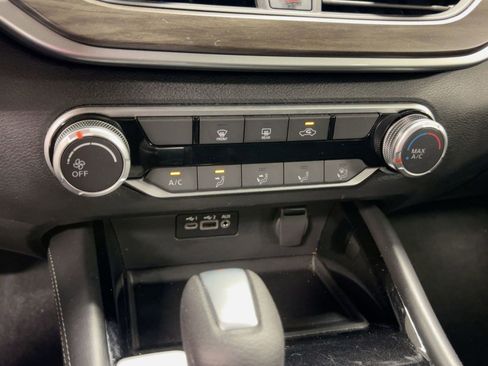 Used 2023 Nissan Altima 2.5 SV image 17