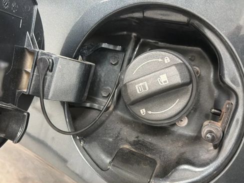 Used 2023 Kia Soul LX w/ LX Technology Package FWD image 25