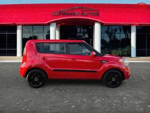 Used 2013 Kia Soul FWD image 5