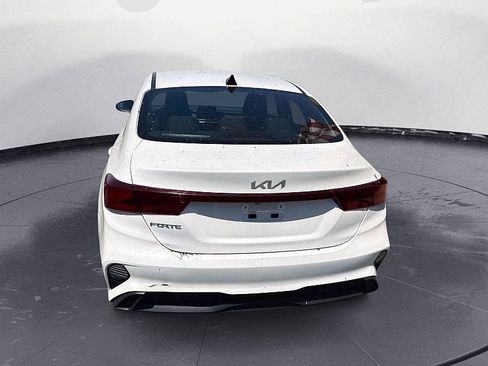 Used 2023 Kia Forte LXS FWD image 4