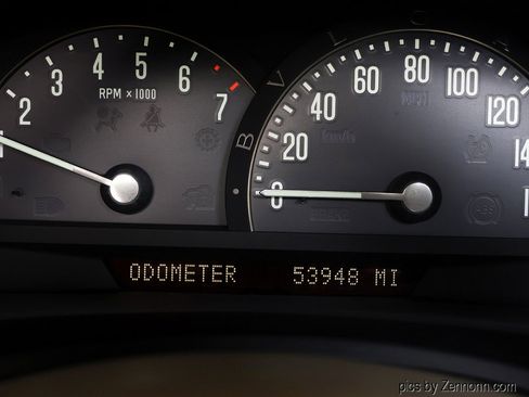 Used 2007 Cadillac XLR image 16