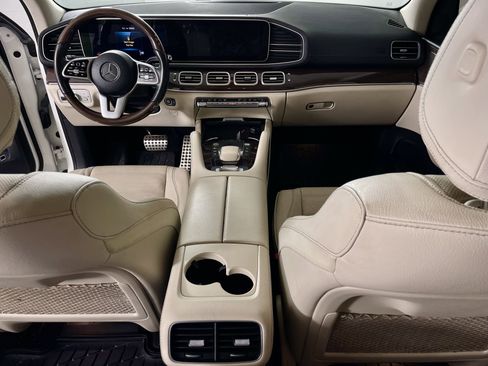 Used 2021 Mercedes-Benz GLS 580 4MATIC image 21