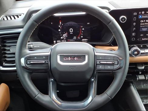 Used 2023 GMC Canyon AT4 w/ AT4 Premium Package image 26