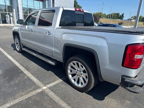 Used 2015 GMC Sierra 1500 SLT w/ Driver Alert Package AWD/4WD image 3