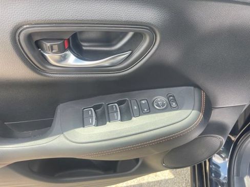 Used 2023 Honda HR-V Sport image 10