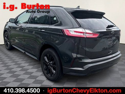 Used 2023 Ford Edge SE w/ Black Appearance Package AWD/4WD image 7