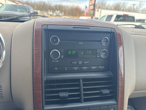 Used 2009 Ford Explorer Eddie Bauer image 29