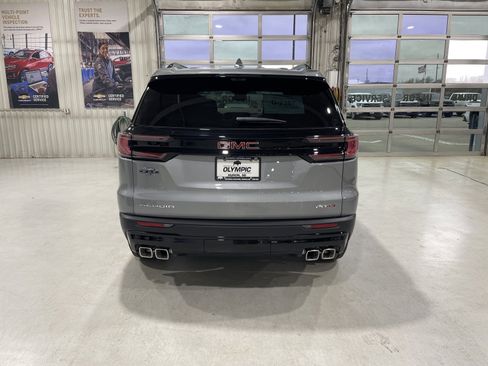New 2026 GMC Acadia AT4 w/ Luxury Package AWD/4WD image 7