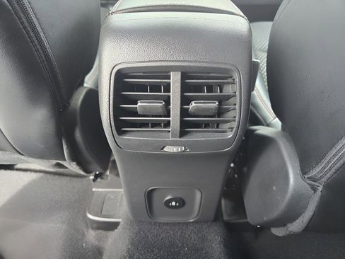 Used 2025 Ford Escape ST-Line image 28