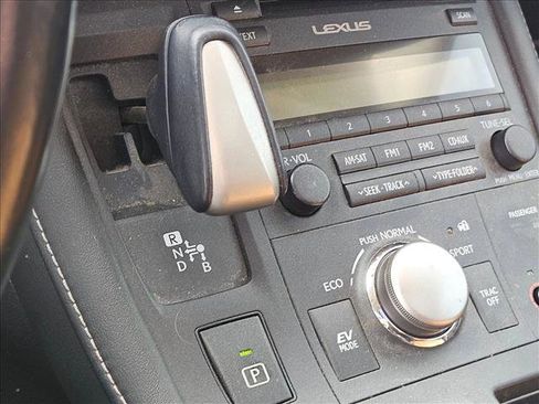 Used 2017 Lexus CT 200h w/ Seat Comfort Package image 12