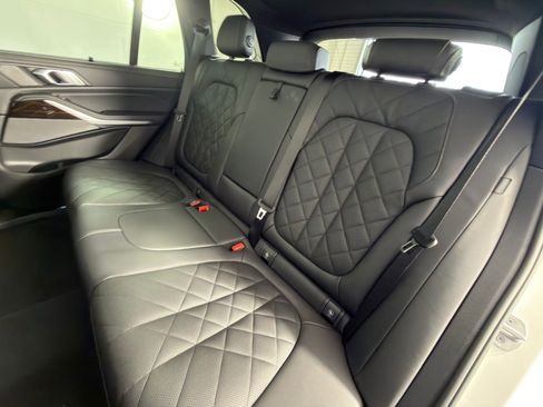 Used 2026 BMW X5 sDrive40i w/ Climate Comfort Package image 29